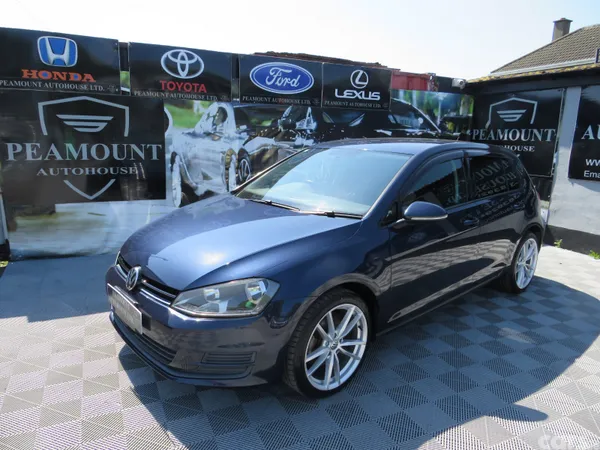Volkswagen Golf Hatchback, Petrol, 2017, Blue