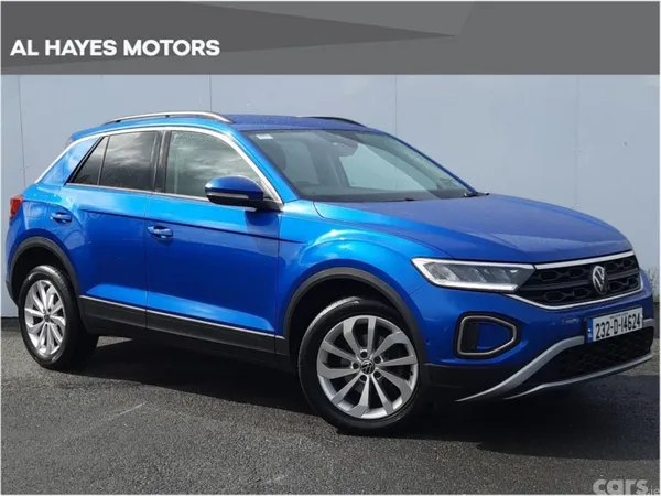 Volkswagen T-Roc SUV, Diesel, 2023, Blue