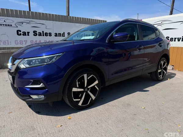 Nissan Qashqai Hatchback, Diesel, 2018, Blue