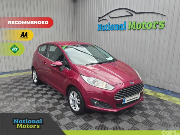 Ford Fiesta Hatchback, Petrol, 2015, Pink