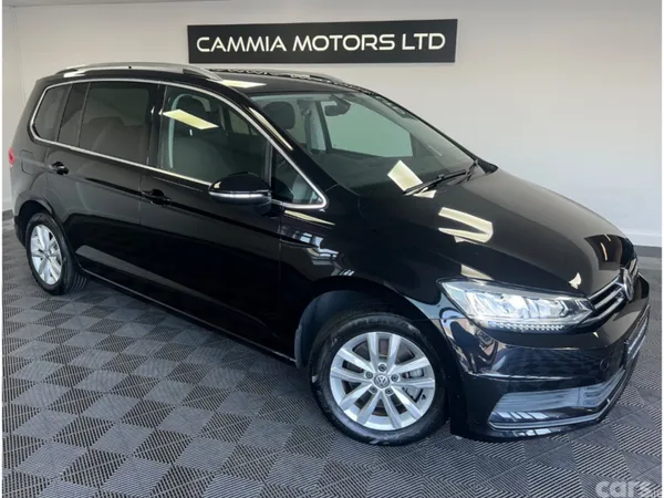 Volkswagen Touran MPV, Petrol, 2018, Black