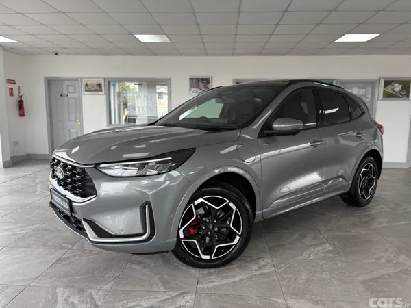 Ford Kuga SUV, Petrol Hybrid, 2024, Silver