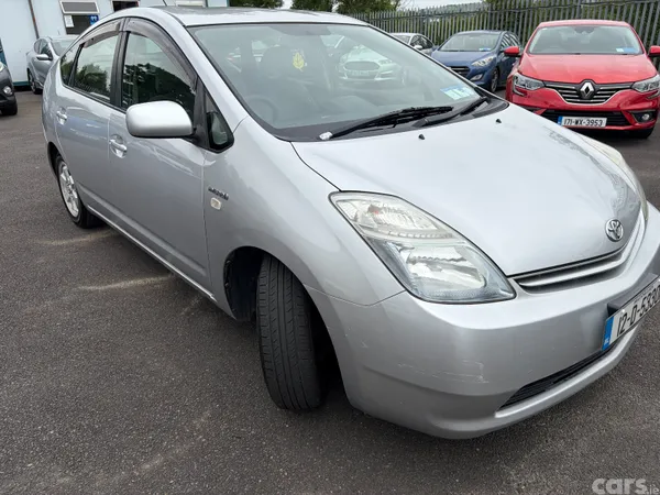 Toyota Prius Hatchback, Petrol Hybrid, 2012, Silver