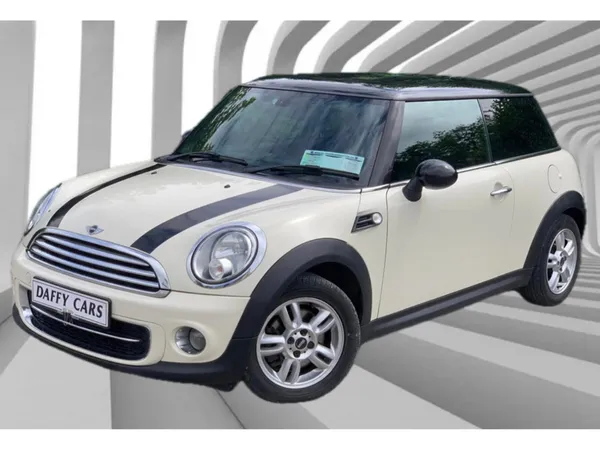 Mini Cooper Hatchback, Diesel, 2013, White
