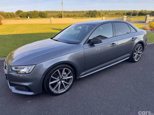 Audi A4 Saloon, Diesel, 2017, Grey
