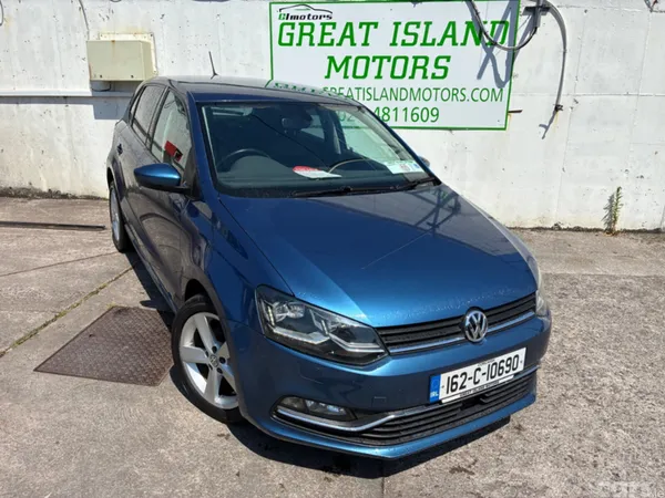 Volkswagen Polo Hatchback, Petrol, 2016, Blue