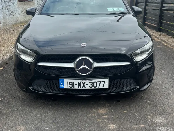 Mercedes-Benz A-Class Hatchback, Diesel, 2019, Black