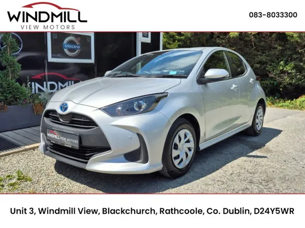 Toyota Yaris Hatchback, Petrol Hybrid, 2021, Silver