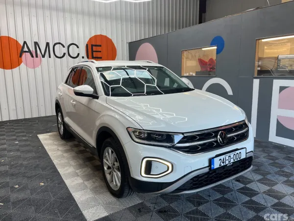 Volkswagen T-Roc SUV, Diesel, 2024, White