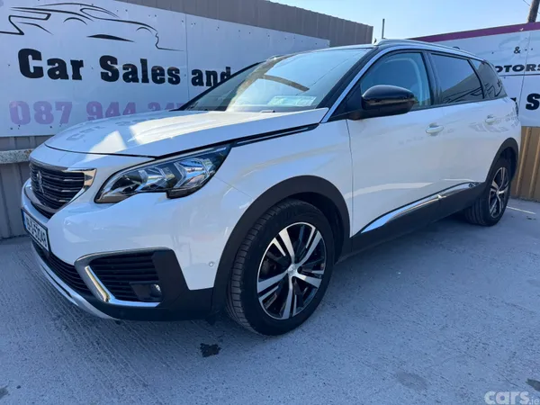 Peugeot 5008 MPV, Diesel, 2019, White