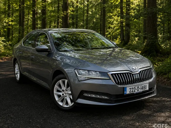 Skoda Superb Saloon, Diesel, 2022, Grey