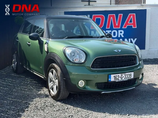 Mini Countryman Hatchback, Diesel, 2016, Green