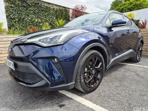 Toyota C-HR SUV, Petrol Hybrid, 2021, Blue