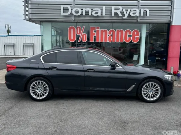 BMW 5-Series Saloon, Petrol Plug-in Hybrid, 2019, Black