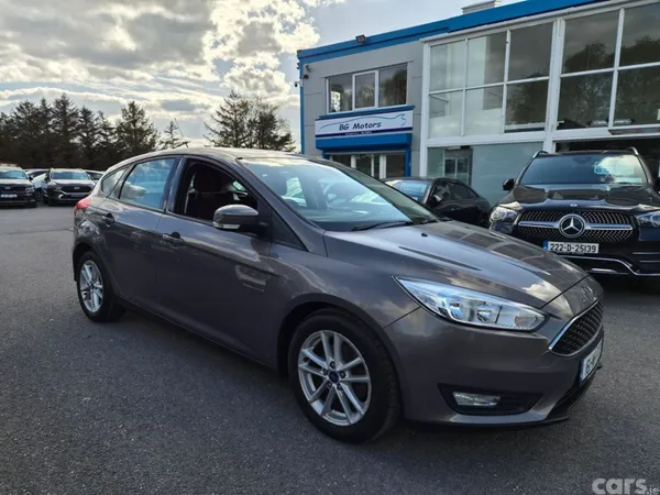 Ford Focus Hatchback, Diesel, 2016, Brown