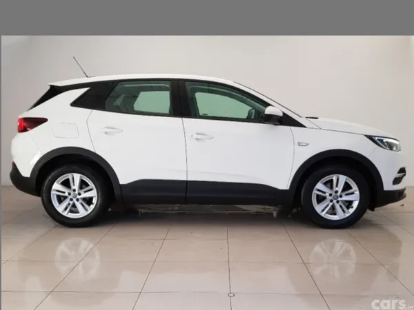 Opel Grandland X MPV, Diesel, 2018, White