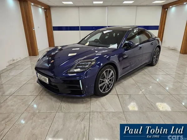 Porsche Panamera Hatchback, Petrol Plug-in Hybrid, 2025, Blue