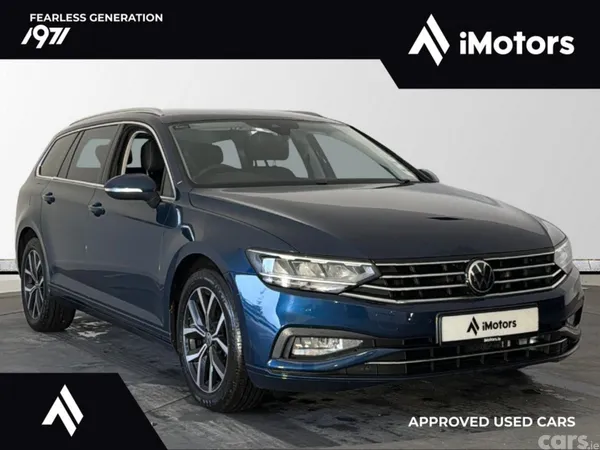 Volkswagen Passat Estate, Petrol, 2021, Blue