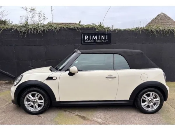 Mini Cooper Convertible, Petrol, 2013, White