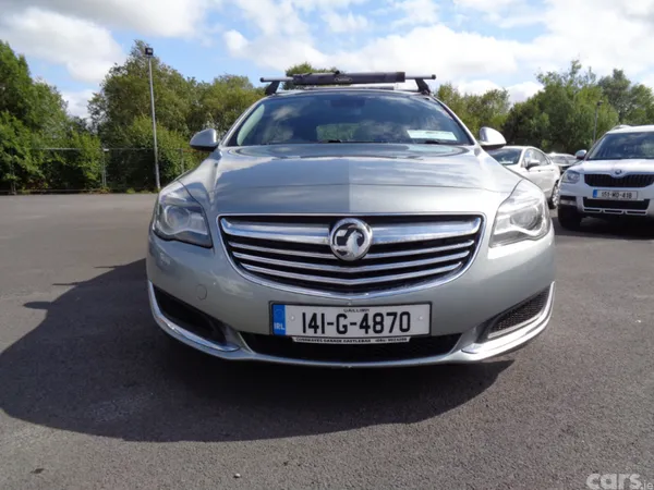 Vauxhall Insignia Hatchback, Diesel, 2014, Silver
