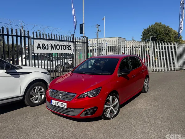 Peugeot 308 Hatchback, Petrol, 2016, Red