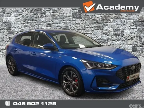 Ford Focus Hatchback, Petrol Hybrid, 2024, Blue