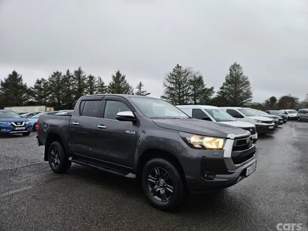 Toyota Hilux Pick Up, Diesel, 2025, Grey