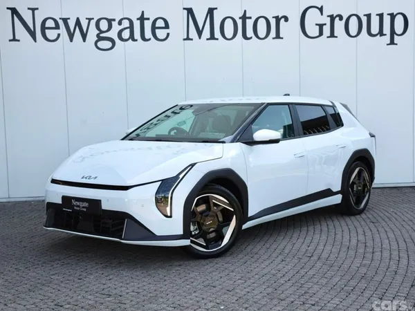 Kia EV4 Hatchback, Electric, 2027, White