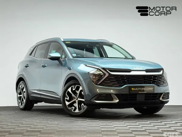 Kia Sportage MPV, Diesel, 2022, Grey
