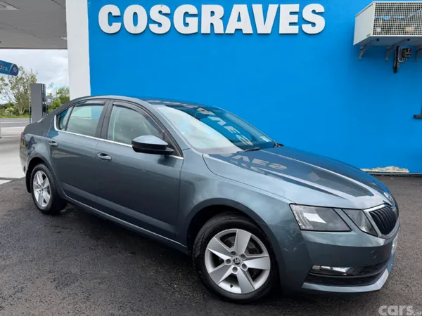Skoda Octavia Hatchback, Diesel, 2020, Grey