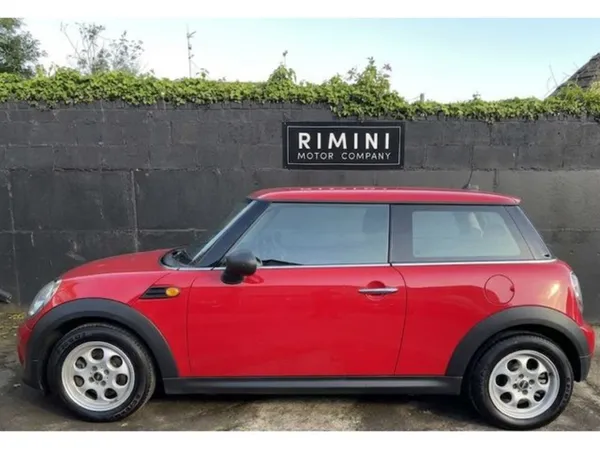 Mini Cooper Hatchback, Petrol, 2012, Red