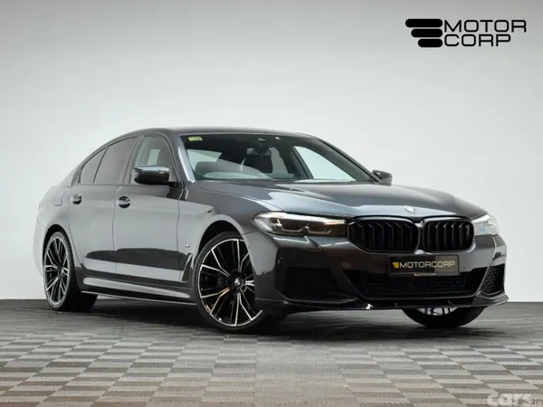 BMW 5-Series Saloon, Petrol Plug-in Hybrid, 2021, Grey