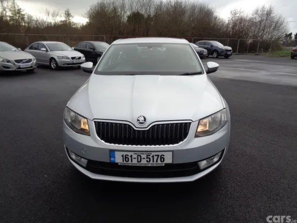 Skoda Octavia Saloon, Diesel, 2016, Silver
