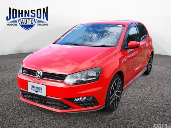 Volkswagen Polo Hatchback, Petrol, 2015, Red