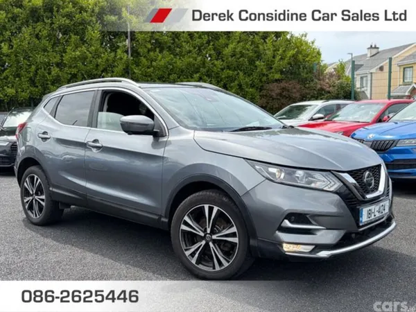 Nissan Qashqai Hatchback, Diesel, 2018, Grey