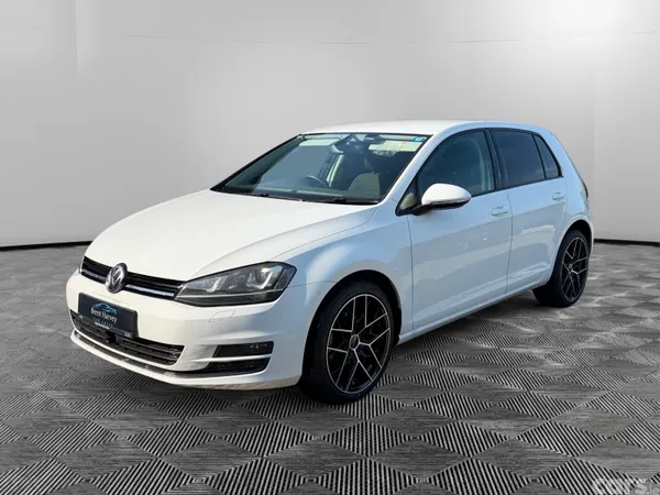 Volkswagen Golf Hatchback, Petrol, 2015, White