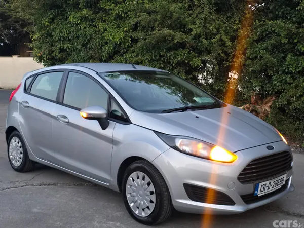 Ford Fiesta Hatchback, Diesel, 2013, Silver