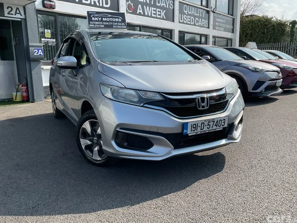 Honda Fit Hatchback, Petrol, 2019, Silver