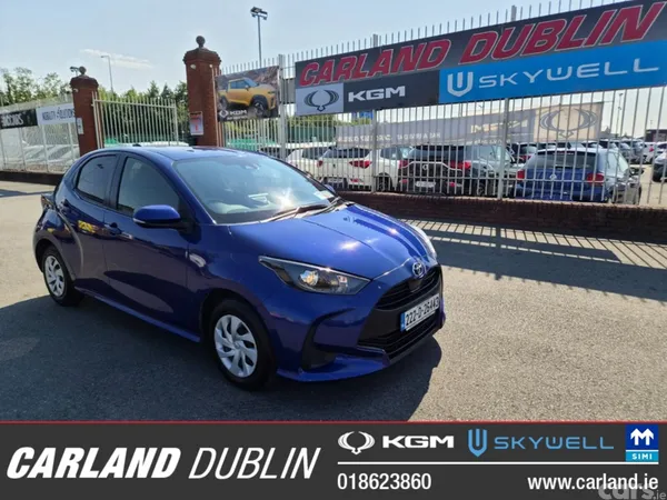 Toyota Yaris Hatchback, Petrol, 2022, Blue