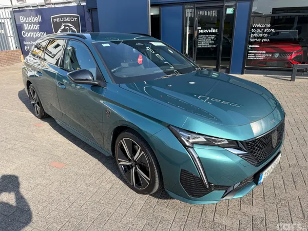 Peugeot 308 Estate, Petrol, 2023, Blue