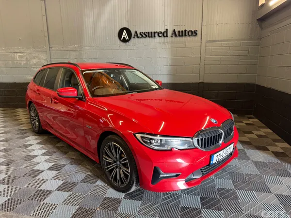 BMW 3-Series Estate, Petrol Plug-in Hybrid, 2022, Red