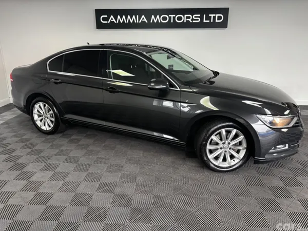 Volkswagen Passat Saloon, Diesel, 2019, Grey