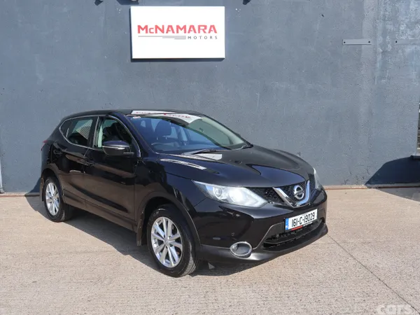Nissan Qashqai Hatchback, Diesel, 2016, Black