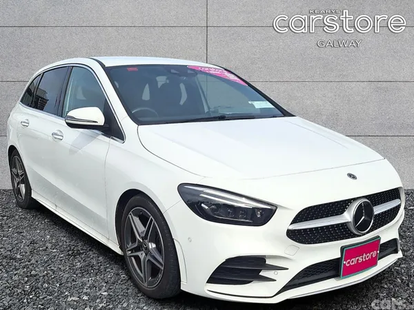 Mercedes-Benz B-Class Hatchback, Petrol, 2022, White