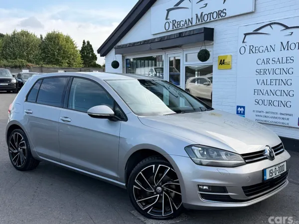 Volkswagen Golf Hatchback, Petrol, 2015, Silver