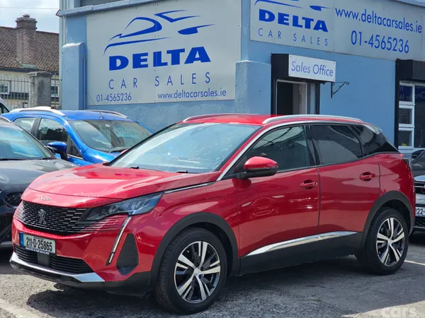 Peugeot 3008 MPV, Petrol, 2021, Red