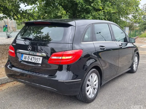 Mercedes-Benz B-Class MPV, Petrol, 2014, Black
