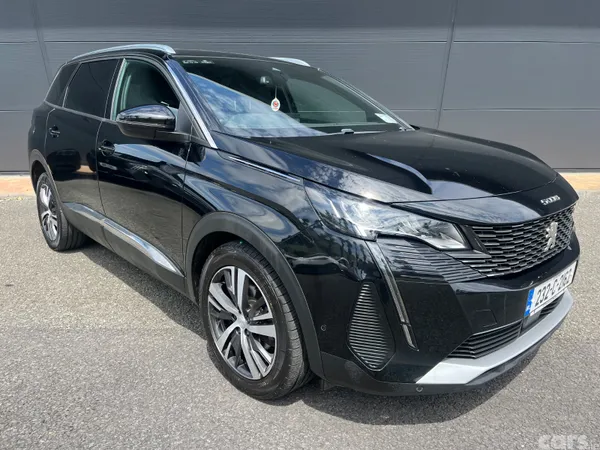 Peugeot 5008 MPV, Petrol, 2023, Black
