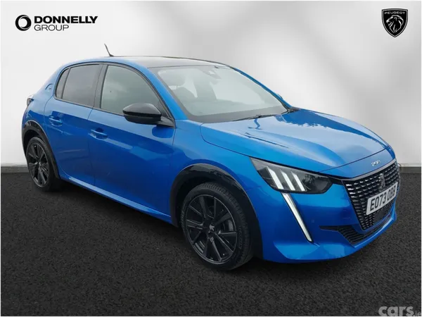 Peugeot 208 Hatchback, Petrol, 2023, Blue