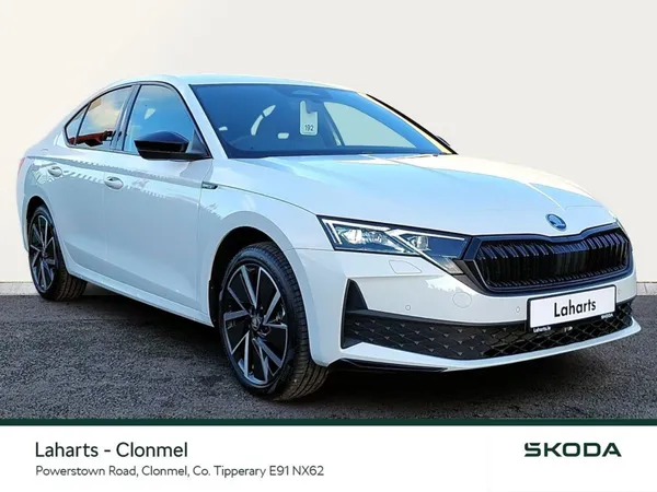 Skoda Octavia Saloon, Diesel, 2026, White